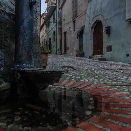 Torre Delle Rondini Castelnuovo di Farfa
