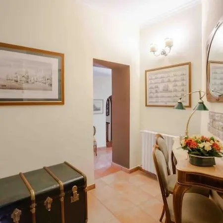 Torre Delle Rondini *
