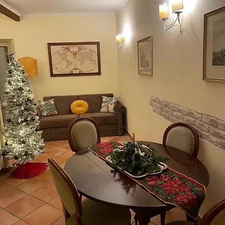 Torre Delle Rondini Apartment *